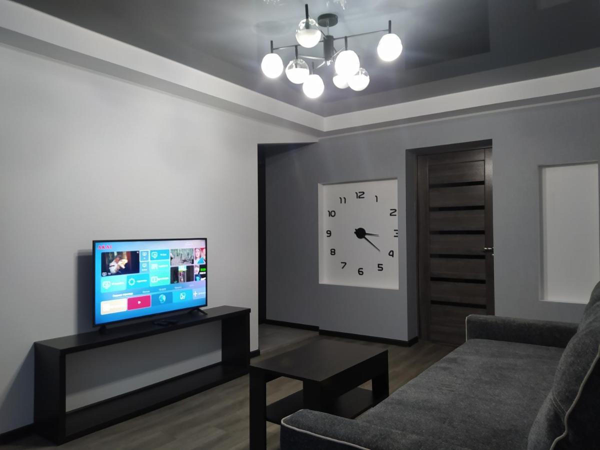2Rooms Apartment - 181 Gogol Street Zaporizhia Exterior foto